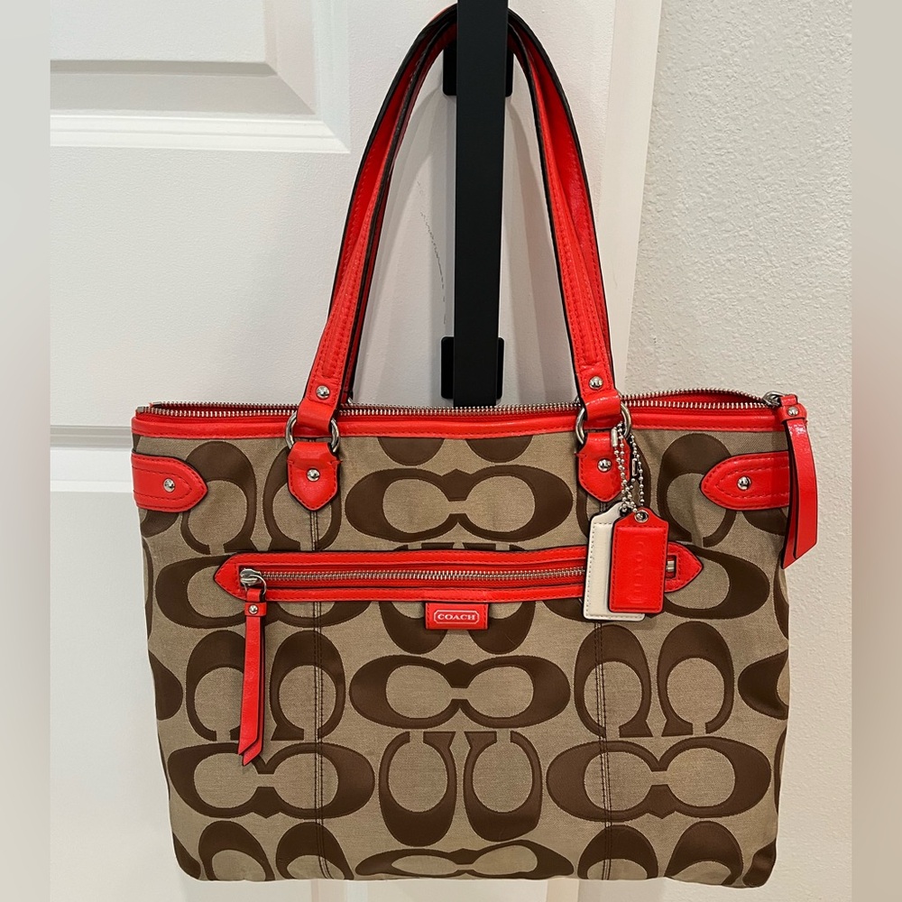 Coach DAISY OUTLINE SIGNATURE EMMA TOTE